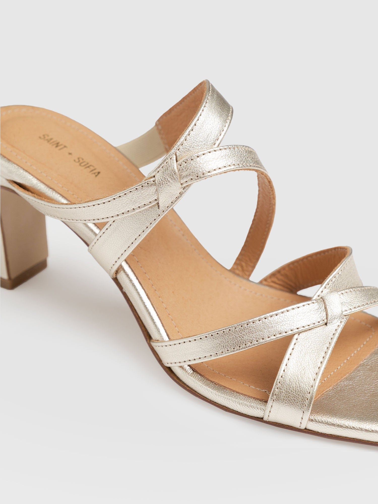 Sara Cross Over Heeled Mules Gold - Women's Leather Boots | Saint + Sofia® EU